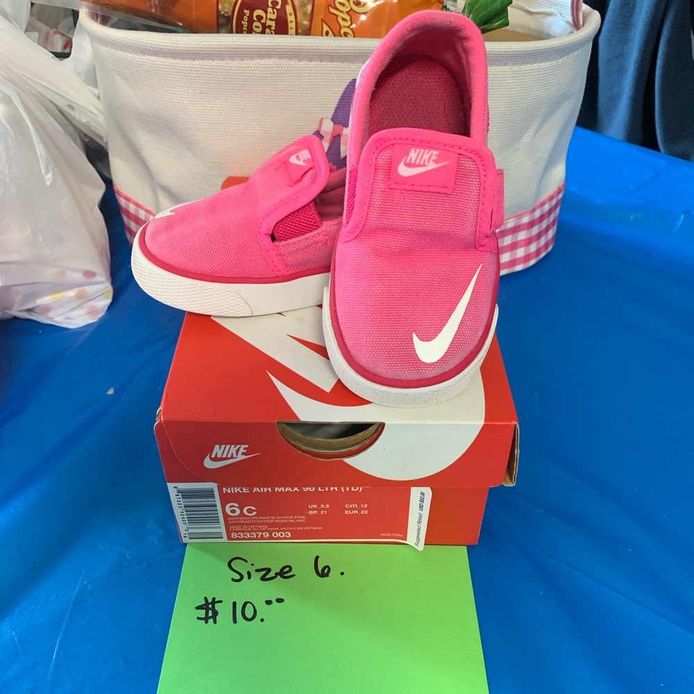Nike shoes